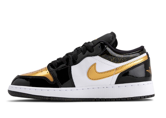 Air Jordan 1 Low SE GS “Gold Toe”